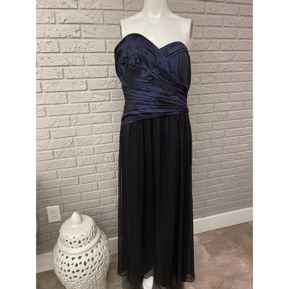 Max and Cleo by BCBG MaxAzria Strapless Gown / Maxi Dress Size 10 - Picture 1 of 8